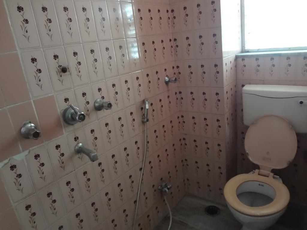 Hotel Happy Home Мумбай Екстериор снимка