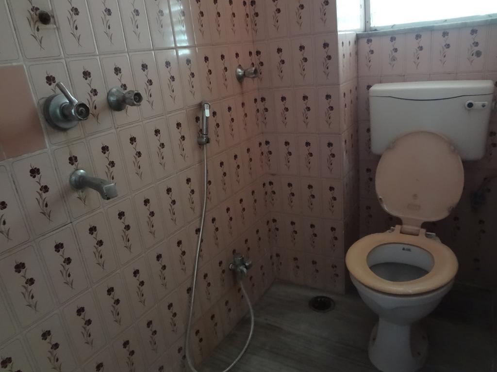 Hotel Happy Home Мумбай Екстериор снимка