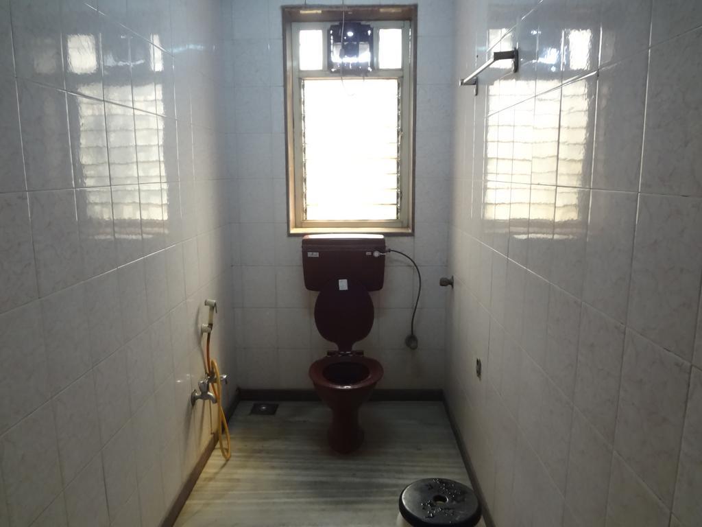 Hotel Happy Home Мумбай Екстериор снимка